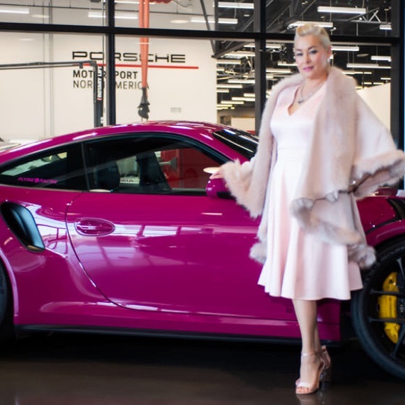 Luxurious Pink Faux Fur Double Layer Cape Coat - Picture 3 of 7